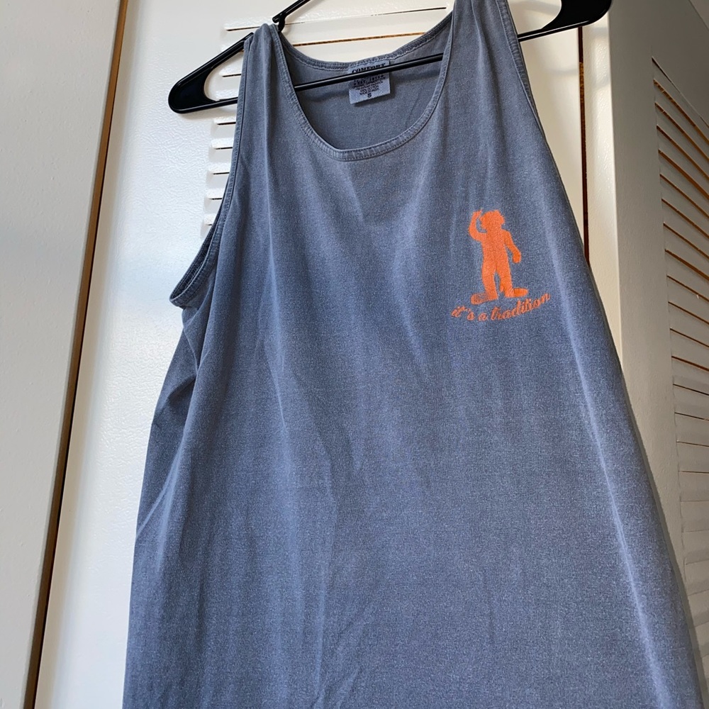 Comfort Colors tank